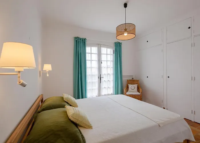 Josalie By Interhome Sainte-Maxime