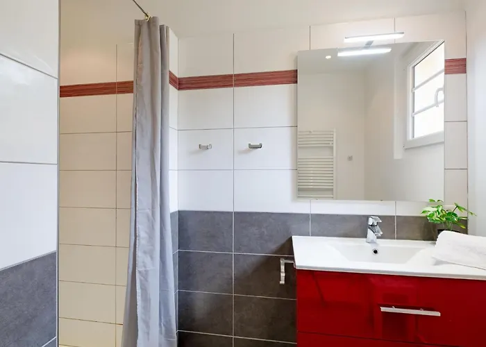 Josalie By Interhome